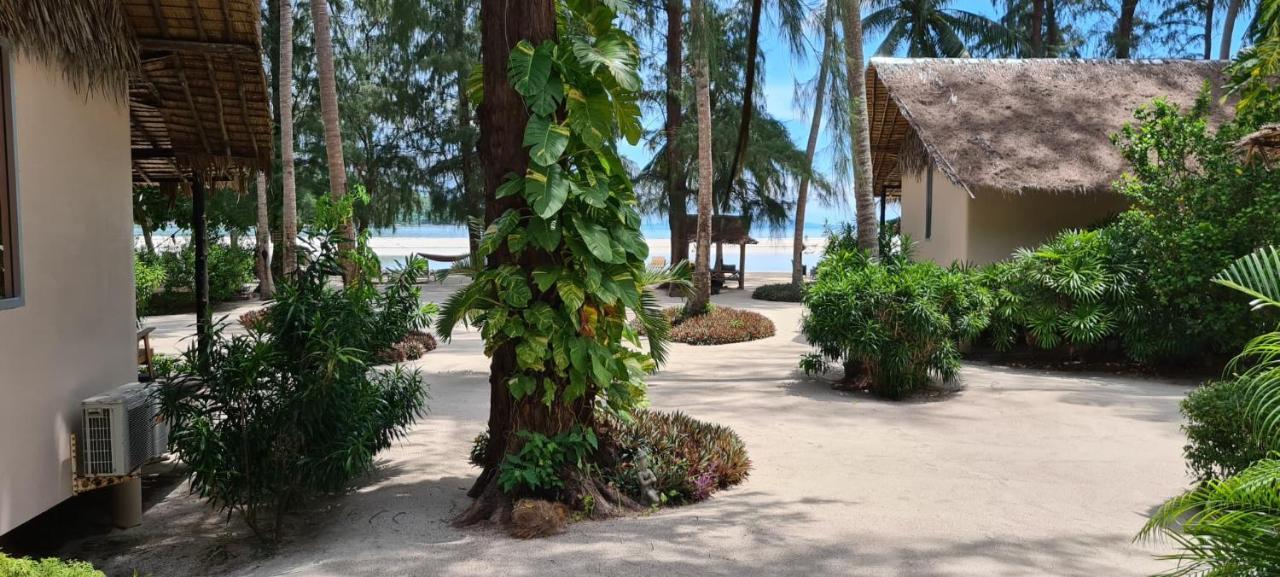 Angkana Bungalows Adults Only Thong Sala Exterior foto